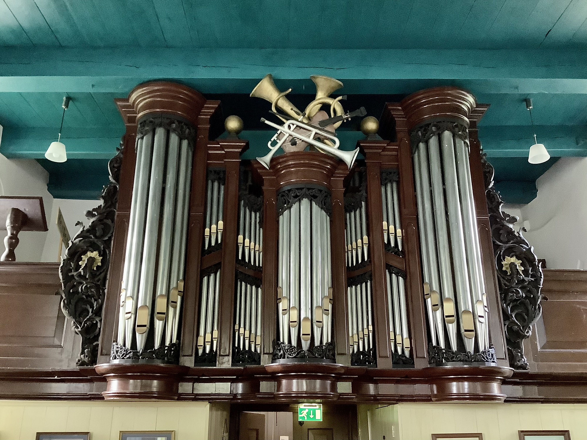 Het orgel aan de noordzijde van de kerk. Foto: ©Jur Kuipers.